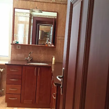 Apartment Avgustini *